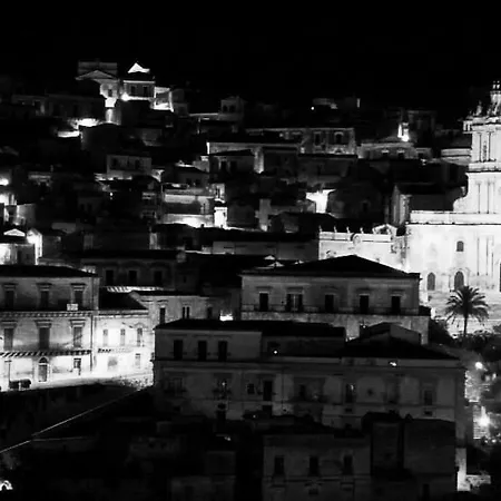 L'orto Di Santa Chiara